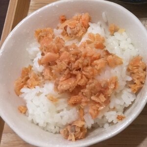 レンジでかんたん♪手作り鮭フレーク♪昆布茶風味